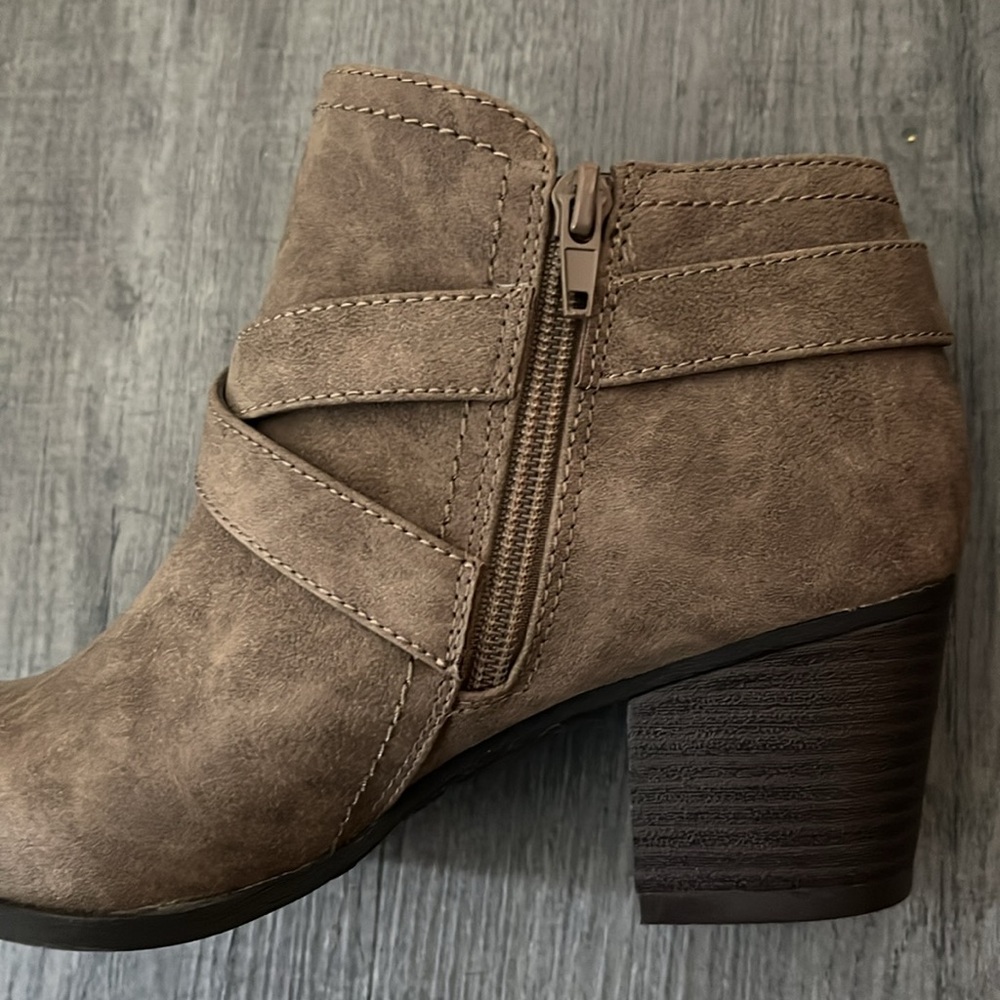 Indigo Rd Bootie Size 7.5 - Picture 6 of 13